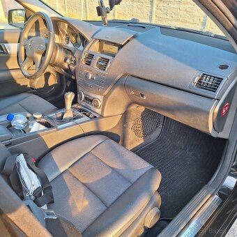 Mercedes benz 180 cdi 115 kw 2010 - 9