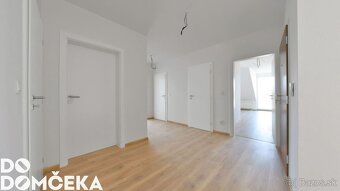 DO DOMČEKA | Jedinečný svetlý byt s panoramatickým výhľadom - 9