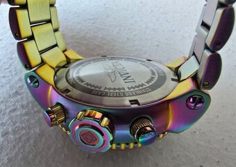 Invicta Grand Diver Chameleon - 9