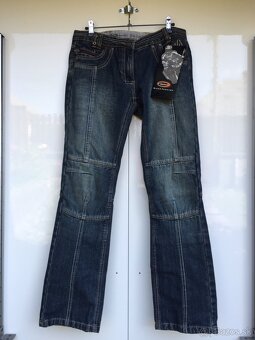 Nové riflové motonohavice Held - 9