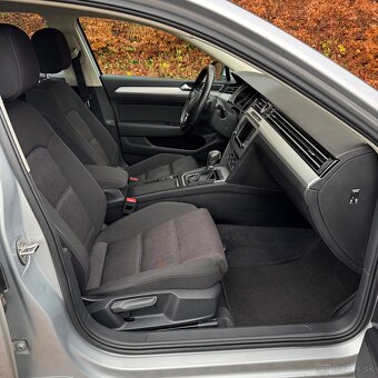 Volkswagen Passat 2.0 TDi DSG - 9