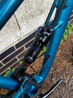 Predám celoodpružený bicykel Kellys Thorx 30 - 9