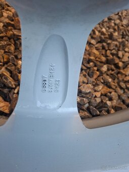 R17 Škoda Audi Volkswagen - 9