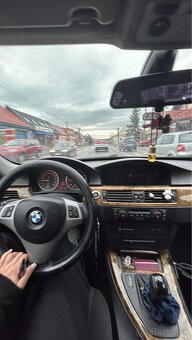BMW e90 320d 120kw automat - 9