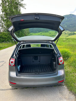 Volkswagen Golf Plus - 9