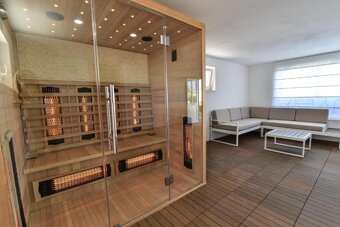 Chorvátsko-dom s veľkou záhradou, bazénom, saunou a vírivkou - 9