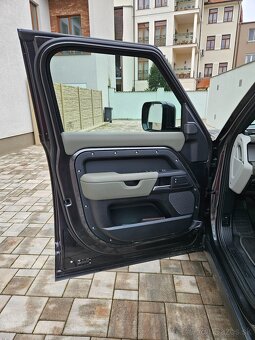 Land Rover Defender 110 3.0D I6 D200, odpočet dph - 9