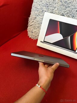 Apple Macbook Pro 14 M1 (komplet, batéria 2 cykly) - 9