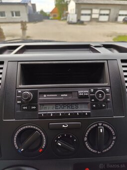 vw Transporter T5 1.9 TDi miest 5 - 9
