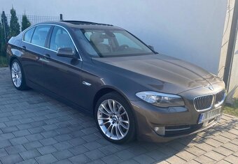 Predám BMW 530D F10 sedan - 9