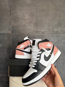 🔥Air Jordan 1 Mid “ Rust Pink “ - 9