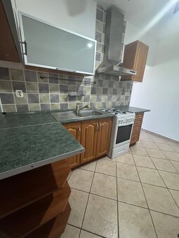 PREDAJ 3izb. byt na Nábrežnej ul., Nové Zámky - 9