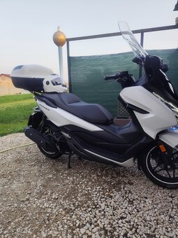 Predám Honda Forza 125 - 9