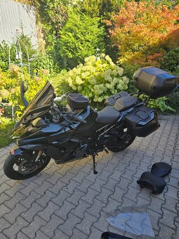 Suzuki gsx s 1000 gt - 9