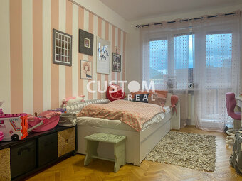 Veľký 2 izbový zrekonštruovaný byt s balkónom v centre - 9