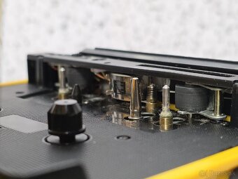 SONY WM-F75 》 SPORT WALKMAN 》DOLBY NR 》Autoreverse - 9