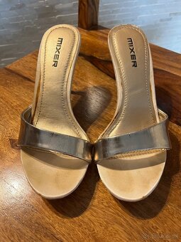 Rozne boty cislo 35 - 9