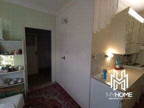 Na predaj pekný 2-izbový byt v pôvodnom stave v meste Štúrov - 9
