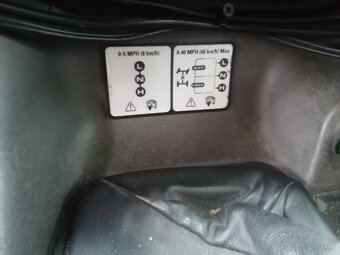 LAND ROVER DISCOVERY 2 TD5 - 9