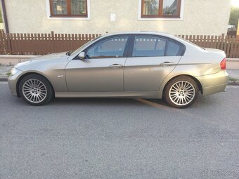 Predám BMW e90 320d 130kw - 9