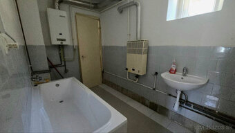 25min. z Košíc, 5izb. rodinný dom v meste Gönc, Maďarsko - 9