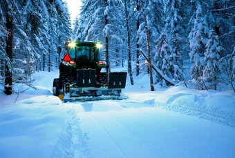 fréza na úpravu bežkárskych tratí, bežky, ratrak - 9