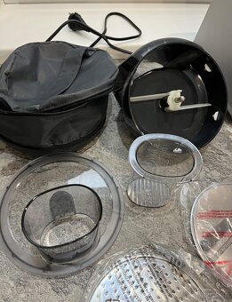 Bosch MUM 58M59 1000w kuchynsky robot - 9