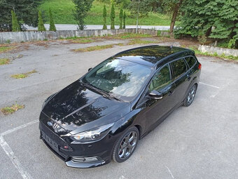 Ford Focus ST Kombi 2.0 EcoBoost Cupra Gti RS - 9
