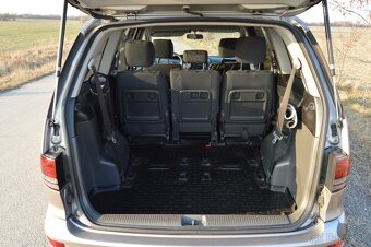 Toyota Previa - 9