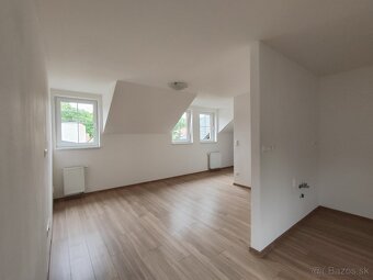 Nove byty, apartmány - 9