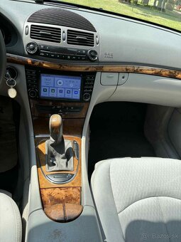 Mercedes-Benz E trieda Sedan 200 Kompresssor Elegance - 9