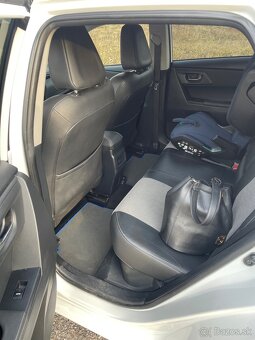 Toyota Auris hybrid 1.8 CVT Automat - 9