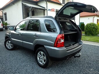 KIA SPORTAGE 2.0 16V benzin 4x4 118tis km 2010 - 104 kW - 9