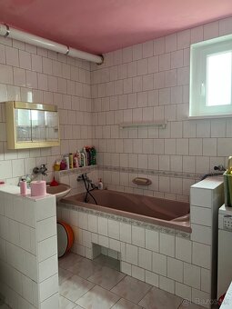 Dom pre rodinu, ktorá hľadá ticho, priestor a súkromie - 9