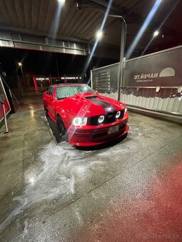 Ford Mustang - 9