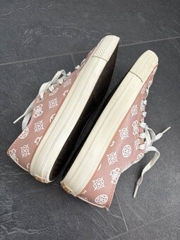 Dámske tenisky Guess 38 - 9