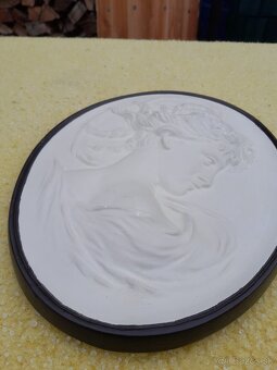 Predám sadrové plastiky, reliéf - 9