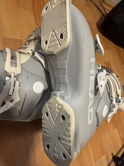 Lyže HEAD + Lyžiarky HEAD + paličky Alpine - 9