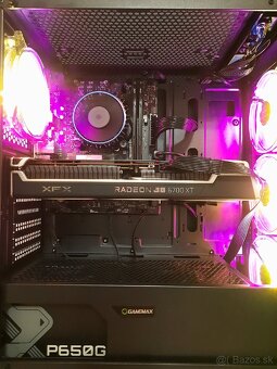 RX 6700 XT 12GB / i5-12400F / 32GB / 1TB / 650W - 9