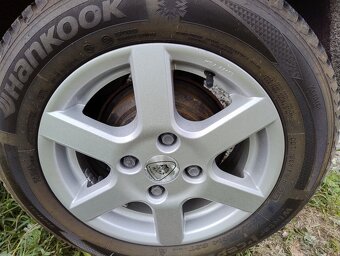 Ford miesta 1,3 i - 9