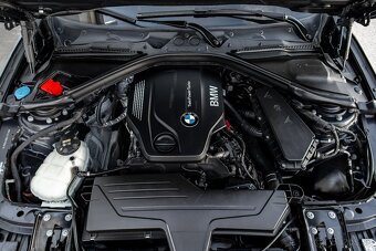 BMW rad 3 Touring 320d Touring xDrive Sport Line - 9
