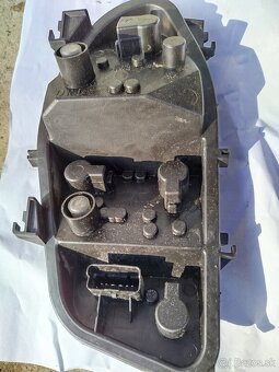 Renaut Clio III-Uchit narazníka - 9