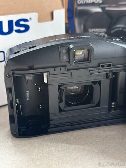 Olympus Superzoom 700XB - 9