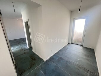 Novostavba 3- izbdom s garážkou pre autíčko, golfrezo… - 9