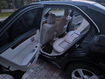 Mercedes - Benz E 200 CDI 100kw rok 12/2010 - 9