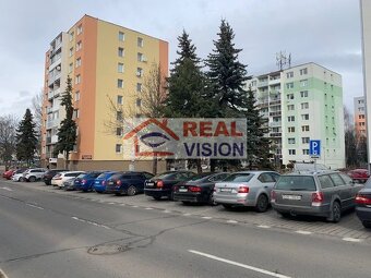 ✅Bývajte v tesnej blízkosti centra Popradu, byt s loggiou, v - 9