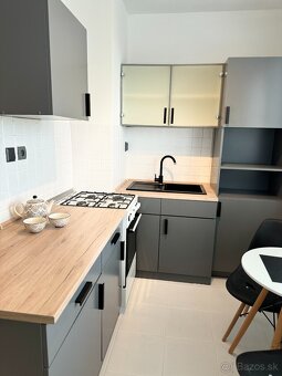 Moderný 1-izbový byt v Trnave – 35 m², výborná lokalita, zar - 9