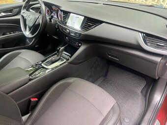 Opel Insignia 2.0 CDTi Automat / Lux LED / BOSE / Navi /2018 - 9