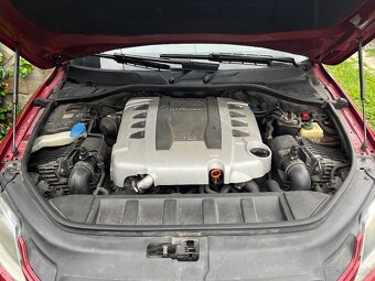 Audi Q7 4.2TDi - 9