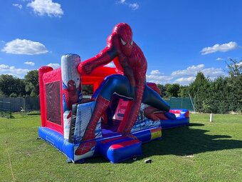 Ponúkam na prenájom PROFI SKAKACIE HRADY len INTERIER - 9